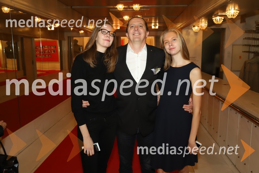  Neja  Novak;  Božidar Novak, ustanovitelj SPEM Komunikacijske skupine in Pohorske žage d.o.o.;  Iza NovakNabucco, premiera opere
