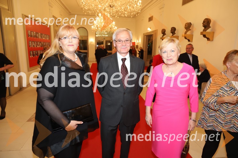  Melita  Petelin, mestna svetnica MOM;  ... ;  ... Nabucco, premiera opere