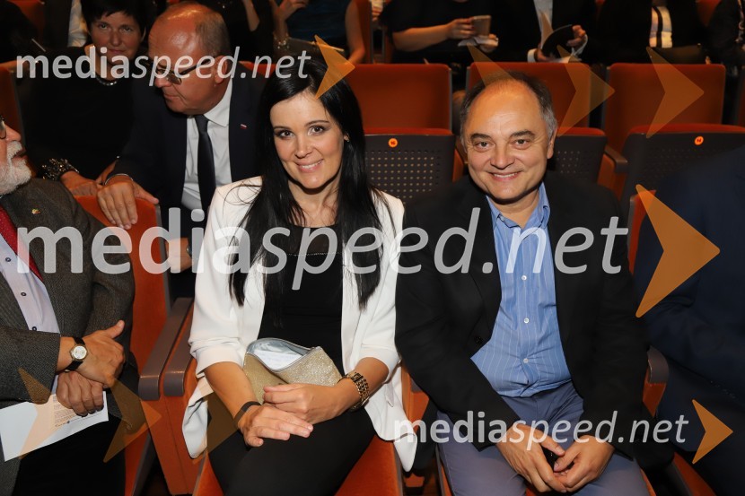  Janja Sluga, poslanka DZ;  Branislav Rajić, poslanec DZ SMCNabucco, premiera opere