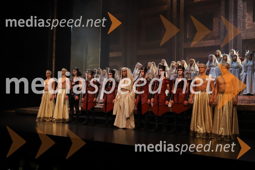 Nabucco, premiera opere