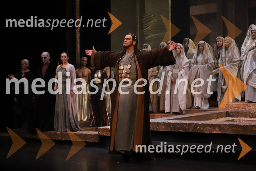 Nabucco, premiera opere