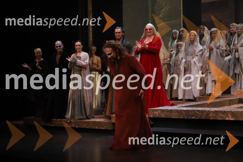 Nabucco, premiera opere