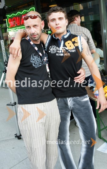 Jože Činč, Pevec zabavljaške skupine D'Kwashen Retashy in pevec Gorazd Ademovič - GogiKolosej Maribor 1.obletnica