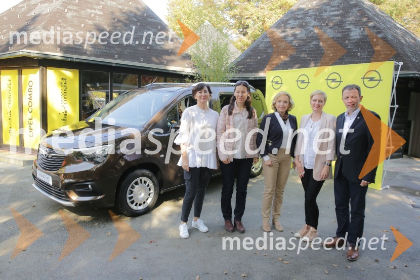  Milica Kopanja Šircelj, vodja odnosov z javnostmi, Opel Slovenija;  ... ;  Zdenka Ban Fišinger, direktorica Živalskega vrta Ljubljana;  ... ;  Borut Gazvoda, direktor, Opel SlovenijaOpel Combo Life, slovenska predstavitev