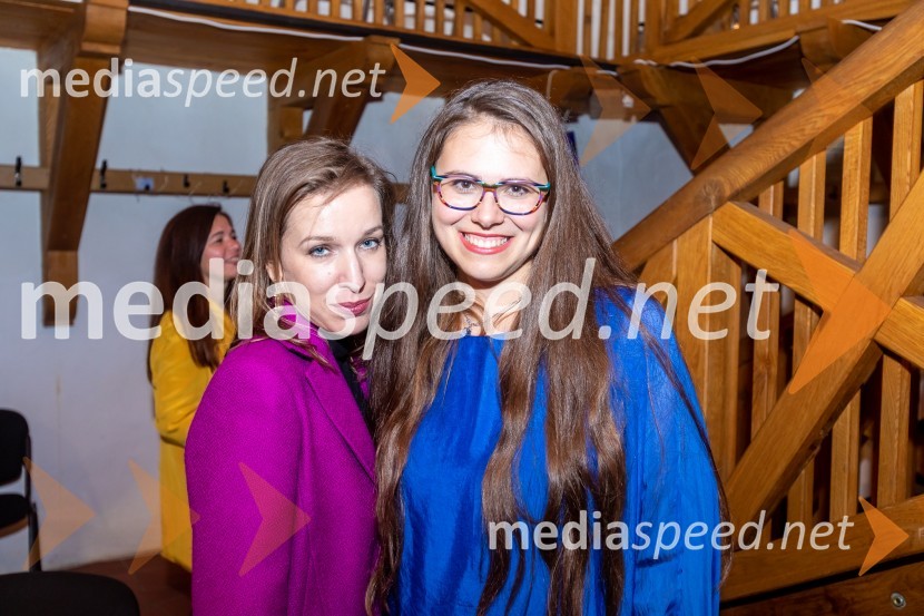  Tina Kolenik, kostumografinja;  ... Prerok, premiera predstave