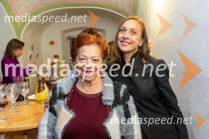  ... ;  Maruša Oblak, igralkaPrerok, premiera predstave