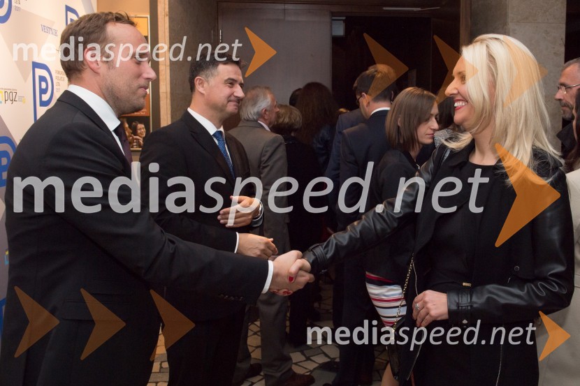  Uroš Hakl, direktor družbe Večer, d.o.o.;  Robert Grah, direktor, Pomurska gospodarska zbornica;  ... Znana so najuspešnejša Pomurska podjetja leta 2017