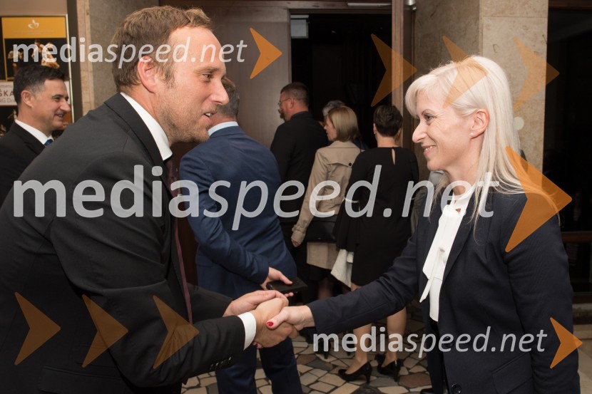  Uroš Hakl, direktor družbe Večer, d.o.o.;  Sandra Županec, direktorica podjetja Carthago d.o.o.Znana so najuspešnejša Pomurska podjetja leta 2017