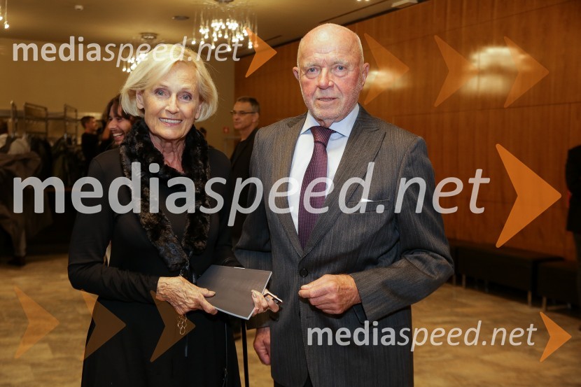  Ana  Žnidaršič;  Joco Žnidaršič, fotografKresnice, premiera predstave