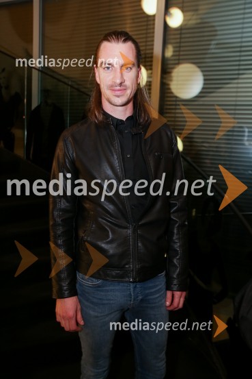 Kresnice, premiera predstave