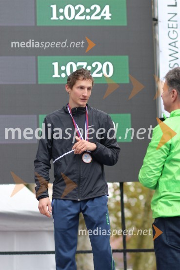  Mitja  Krevs, tekačNa 23. ljubljanskem maratonu slavila Etiopijec in Kenijka