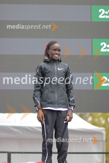  Visiline Jepkesho, tekačicaNa 23. ljubljanskem maratonu slavila Etiopijec in Kenijka