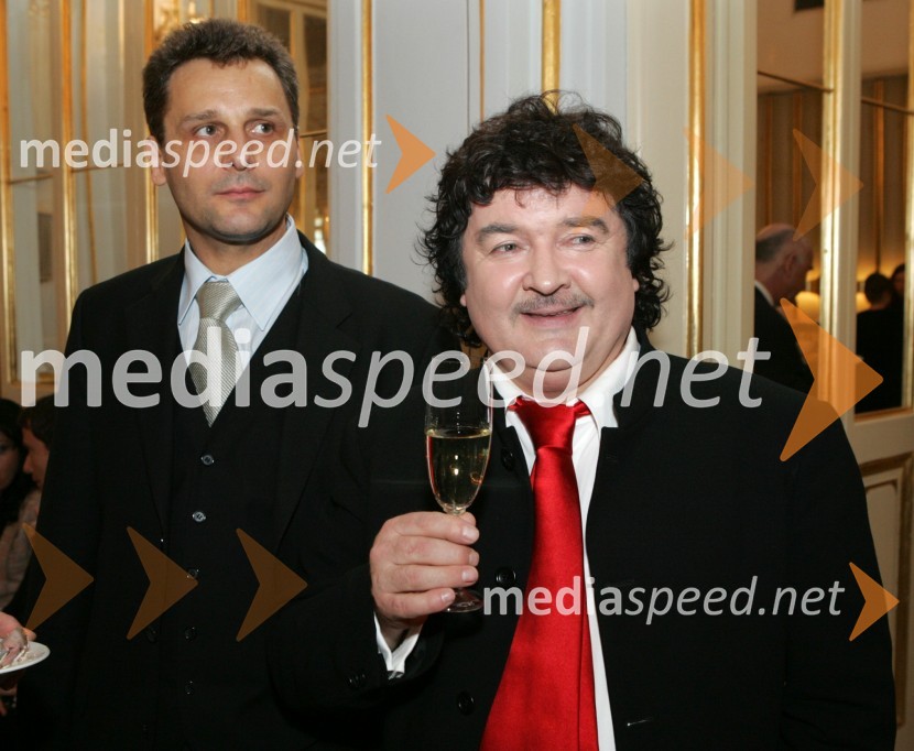 Danilo Rošker, direktor SNG Maribor in Janez Lotrič, operni pevecJanez Lotrič, operni pevec