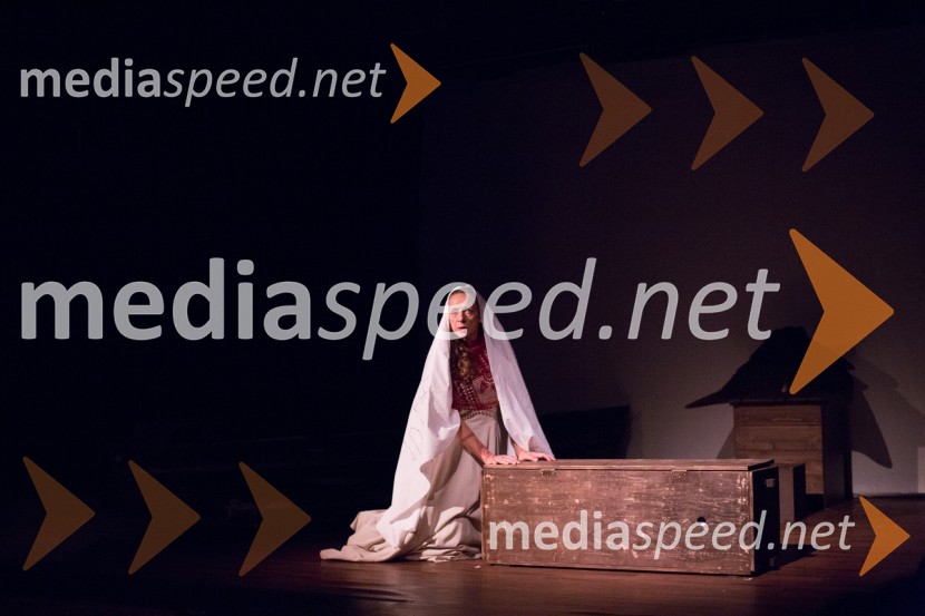  Maruša Oblak, igralkaLjubljanska premiera predstave Prerok