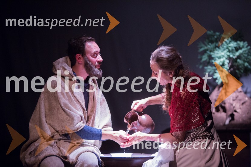  Miha Rodman, igralec;  Maruša Oblak, igralkaLjubljanska premiera predstave Prerok