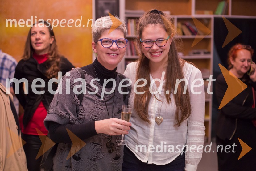  Mirjam Drnovšček, direktorica Prešernovega gledališča Kranj;  ... Ljubljanska premiera predstave Prerok