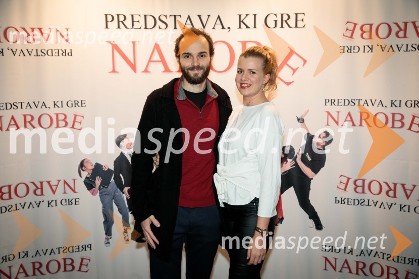 Predstava, ki gre narobe, premiera gledališke komedije