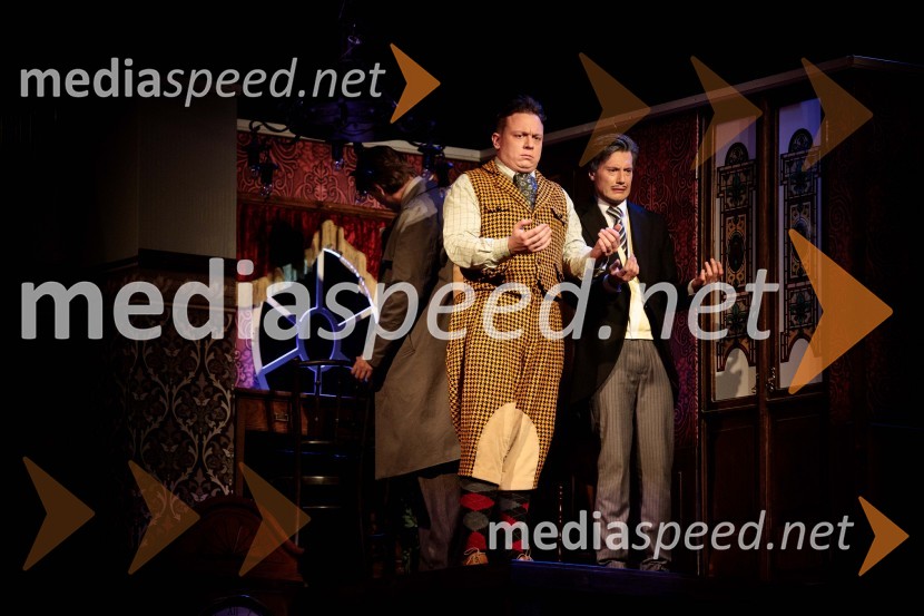  Luka Cimprič, igralec;  Mario Dragojević, igralecPredstava, ki gre narobe, premiera gledališke komedije