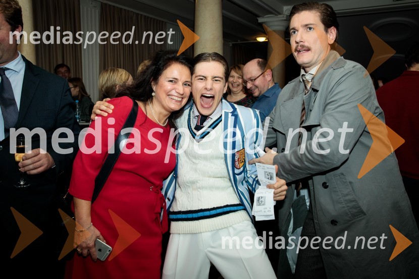  ... ;  Matej Zemljič, igralec;  Robert Korošec, igralecPredstava, ki gre narobe, premiera gledališke komedije