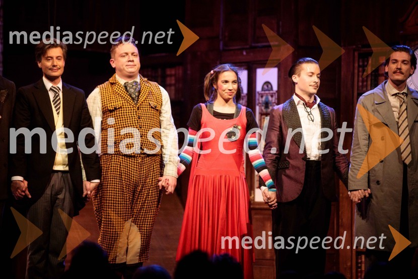  Mario Dragojević, igralec;  Luka Cimprič, igralec;  Klara Kastelec, igralka;  Dominik Vodopivec, igralec;  Robert Korošec, igralecPredstava, ki gre narobe, premiera gledališke komedije