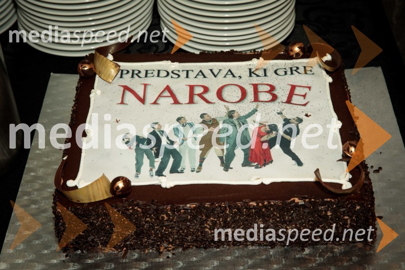 Predstava, ki gre narobe, premiera gledališke komedijePredstava, ki gre narobe, premiera gledališke komedije