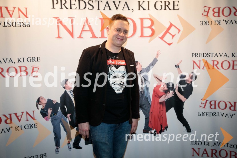  Luka Cimprič, igralecPredstava, ki gre narobe, premiera gledališke komedije