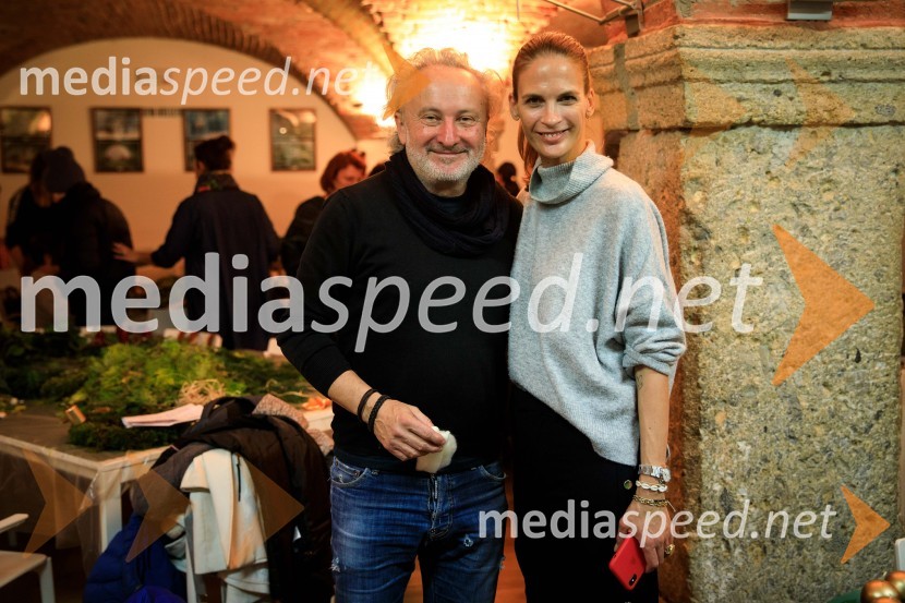  Peter Bratuša, režiser;  Maja Bulc Raspopović, lastnica modne agencije Model GroupIzdelovanje adventnih venčkov z znanimi Slovenci 2018