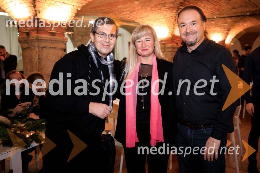  Janez Dolinar, radijski voditelj ;  ... ;  Patrik Greblo, dirigentIzdelovanje adventnih venčkov z znanimi Slovenci 2018