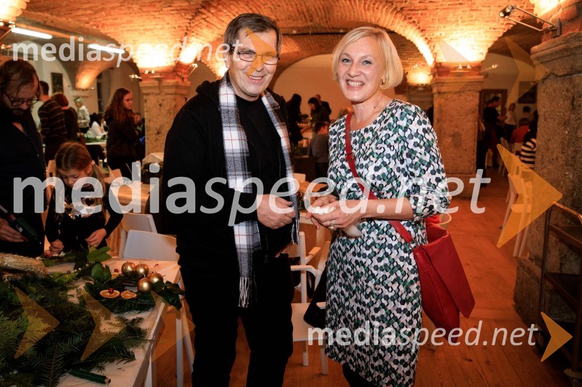  Janez Dolinar, radijski voditelj ;  Meta Ornik, voditeljicaIzdelovanje adventnih venčkov z znanimi Slovenci 2018