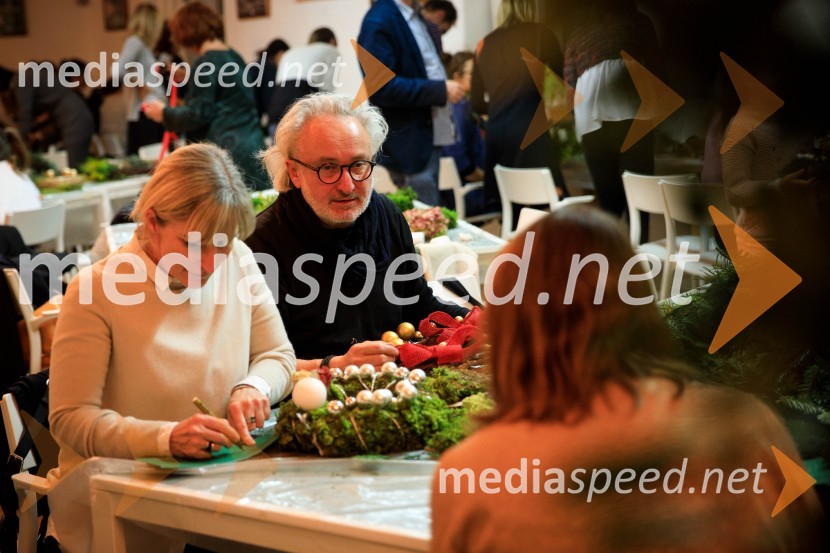  Špela Levičnik Oblak, scenaristka, direktorica Luna TBWA;  Peter Bratuša, režiserIzdelovanje adventnih venčkov z znanimi Slovenci 2018