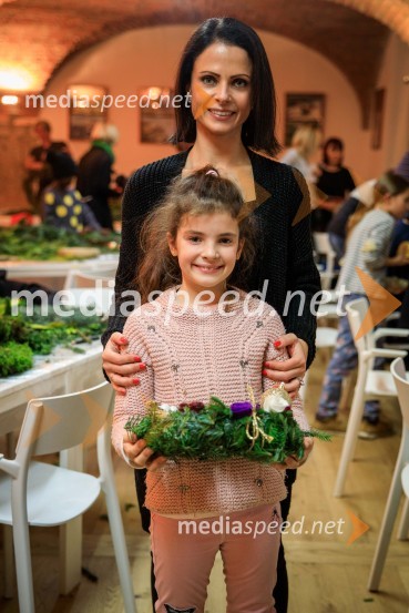 Izdelovanje adventnih venčkov z znanimi Slovenci 2018