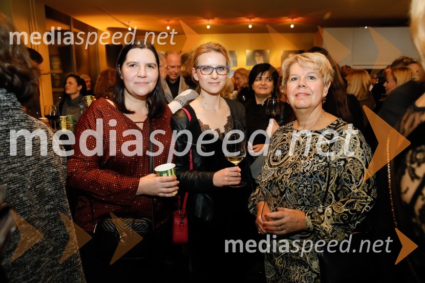  Teja Pelko, novinarka, Svet24;  ... ;  ... Tih vdih, premiera predstave