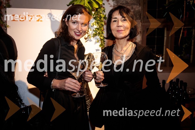  ... ;  Zlata Zavašnik, SensRegijsko nagrado Veuve Clicquot Business Woman Award 2018 osvojila Aleksandra Dojčinović