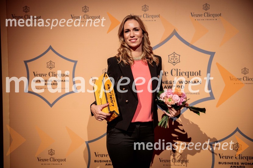  Ana Petrović, podjetnica, Travel Boutique Regijsko nagrado Veuve Clicquot Business Woman Award 2018 osvojila Aleksandra Dojčinović