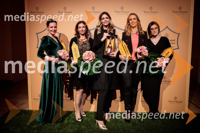  Marija Ignjatović, podjetnica, Novitas Consult;  Irena  Fonda, raziskovalka in direktorica podjetja Fonda;  Aleksandra Dojčinovič, modna oblikovalka in podjetnica;  Ana Petrović, podjetnica, Travel Boutique ;  Ana Nives Radović, znanstvena raziskovalka, avtorica in predavateljica Regijsko nagrado Veuve Clicquot Business Woman Award 2018 osvojila Aleksandra Dojčinović
