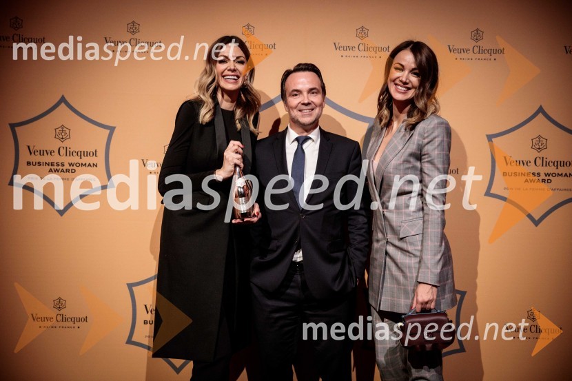  Aleksandra Dojčinovič, modna oblikovalka in podjetnica;  Thomas Bouleuc, direktor, Veuve Clicquot (LVMH);  ... Regijsko nagrado Veuve Clicquot Business Woman Award 2018 osvojila Aleksandra Dojčinović