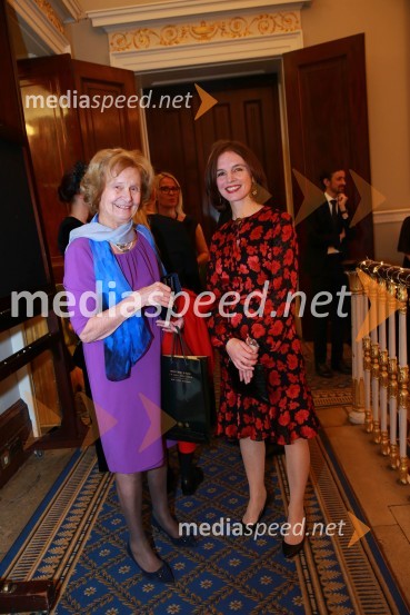  Lady Miloška Nott, vodja dobrodelne ustanove Sklad za begunce v Sloveniji;  Sophie Honey, veleposlanica Združenega kraljestva Velika Britanija in Severna Irska v Republiki SlovenijiChristmas Gala dinner