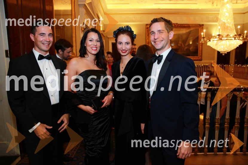  Jan Sibinčič, odvetniška družba Sibinčič-Križanec;  Ajda Sibinčič, Inštitut za poslovno-izobraževalne rešitve;  Sara Ana Žerko;  Miha Žerko, predsednik, Britansko-slovenska gospodarska zbornicaChristmas Gala dinner