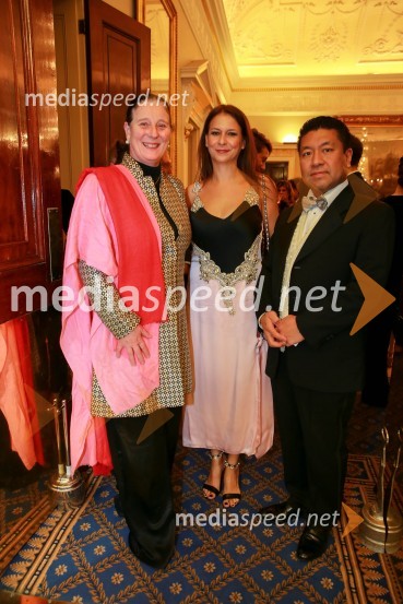  Princesa Katarina Karadordevič;  Nina Kojima, dopisnica RTV v Združenem Kraljestvu;  Tosh Kojima, generalni direktor, DCAdvisory PartnersChristmas Gala dinner