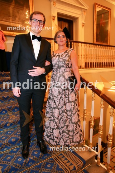  Miha Fatur, Slovensko veleposlaništvo v Londonu;  Ana Lazovski, oblikovalka klobukov in maskerkaChristmas Gala dinner