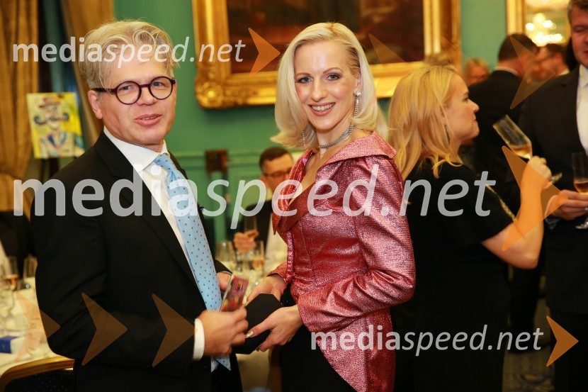  Matjaž Ambrožič;  Nika Ambrožič Urbas, modna kreatorka in ustanoviteljica modne znamke Marija ModernaChristmas Gala dinner