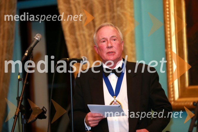  Peter Hewitt, poslovnežChristmas Gala dinner