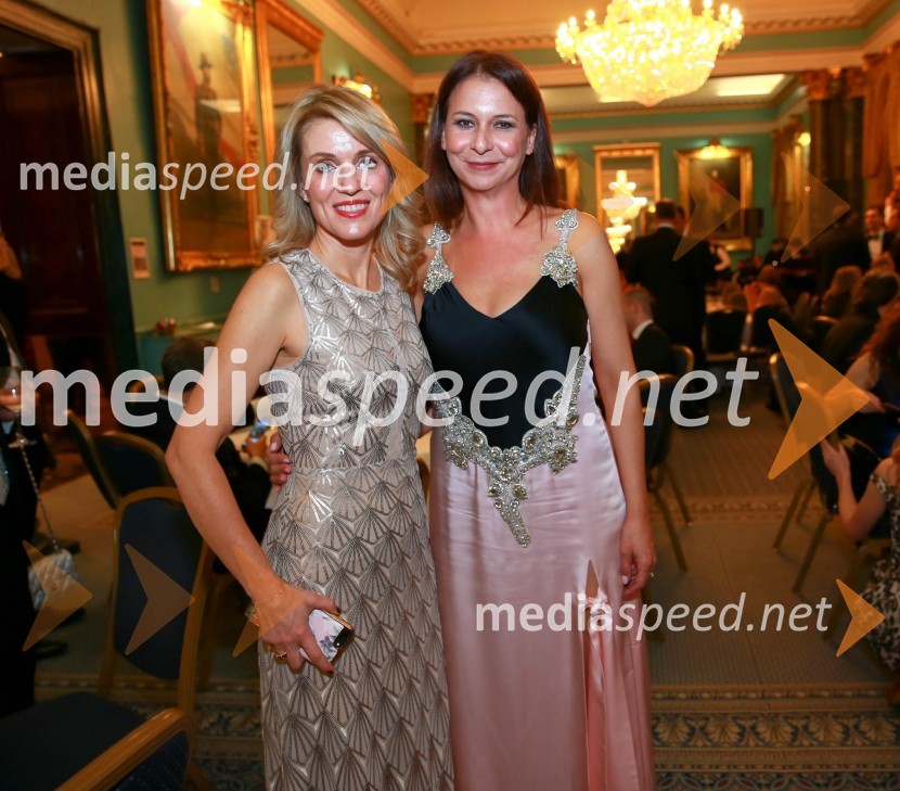  Barbara Uranjek, direktorica, Britansko-slovenska gospodarska zbornica;  Nina Kojima, dopisnica RTV v Združenem KraljestvuChristmas Gala dinner