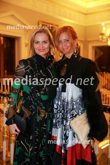  Katarina Kresal, pravnica in političarka, nekdanja ministrica za notranje zadeve;  Urška Šefman Sojer, direktorica Kavarne Zvezda, slovenska dobitnica nagrade VCBWA 2017Christmas Gala dinner