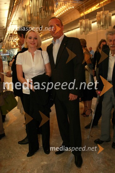 Sabina Cvilak, operna pevka in njen mož Damjan Damjanovič, direktor Slovenske filharmonijeOtvoritev Festivala Ljubljana 2008: Kraljevi filharmonični orkester iz Londona