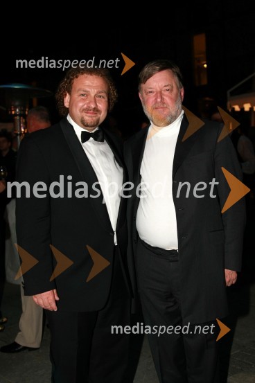 Darko Brlek, direktor Festivala Ljubljana in sir Andrew DavisOtvoritev Festivala Ljubljana 2008: Kraljevi filharmonični orkester iz Londona