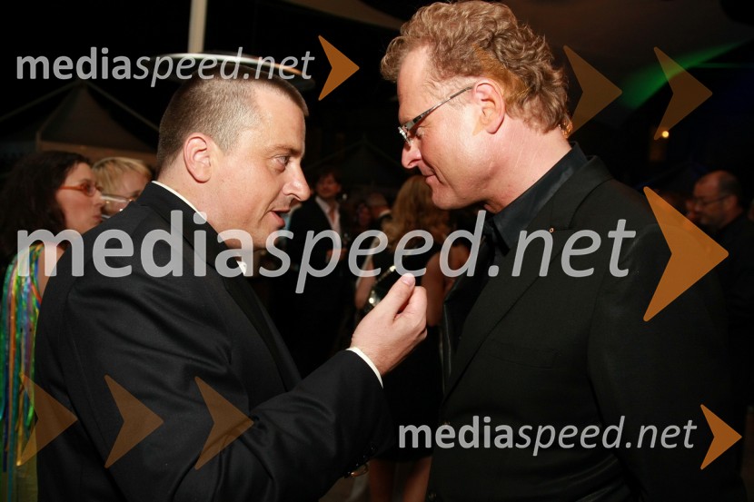 Joc Pečečnik, lastnik podjetja Elektronček in Janez Škrabec, direktor podjetja Riko d.o.o.Otvoritev Festivala Ljubljana 2008: Kraljevi filharmonični orkester iz Londona