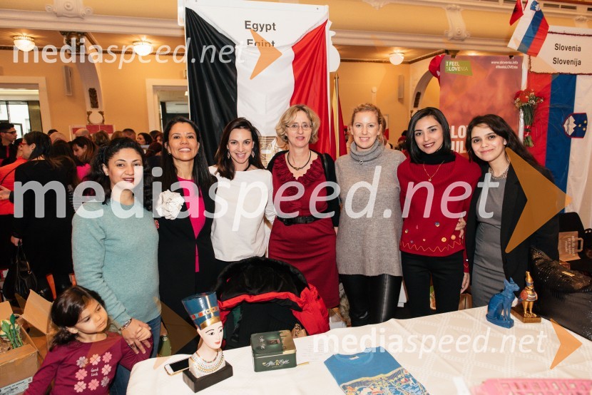 ... ;  Marta Berglez, predsednica združenja SILA-IWCL;  ... ;  Ursula Szabo, koordinatorka, SILA IWCL Bazar;  ... ;  ... ;  ... V Ljubljani navdušil že 25. bazar Sila