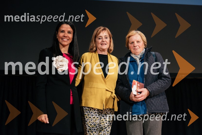  Marta Berglez, predsednica združenja SILA-IWCL;  ... ;  ... V Ljubljani navdušil že 25. bazar Sila