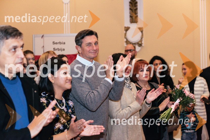  Borut Pahor, predsednik Republike SlovenijeV Ljubljani navdušil že 25. bazar Sila